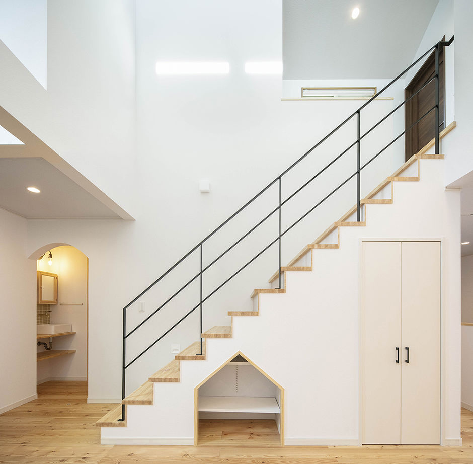 ひのき乃工房　ムクヤホーム 【2000万円台/20坪台/間取り/狭小/ウッドデッキ】高さ5.5mの吹き抜けの解放感と自然素材が心地よい注文住宅の建築実例画像17