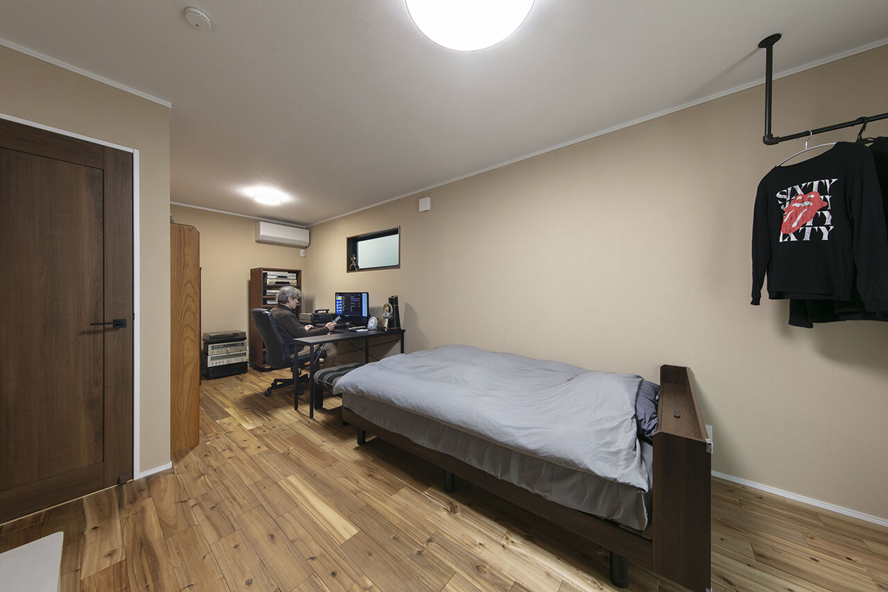 ひのき乃工房　ムクヤホーム 【土間／収納充実／間取図】土間とつながる開放的な間取りも高い断熱性能と自然素材で快適！の建築実例画像9