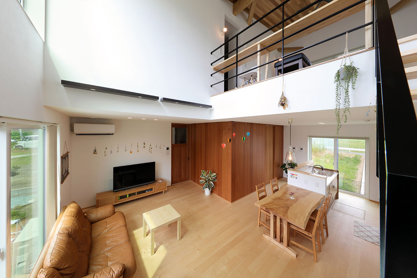 Suumo 23万円 ２階フリースペースからの景色がお気に入り 自然の光や風を楽しめる住まい アサヒアレックス の建築実例詳細 注文住宅