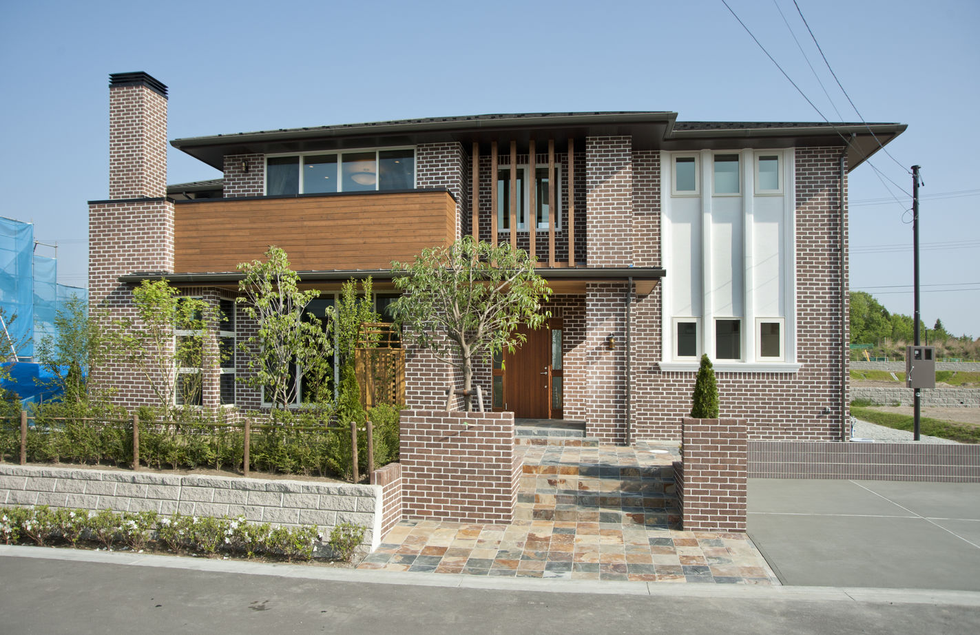 アサヒアレックス 【60.4坪｜3LDK｜キャットウォーク】重厚感溢れるヴィクトリアンハウスの建築実例画像1