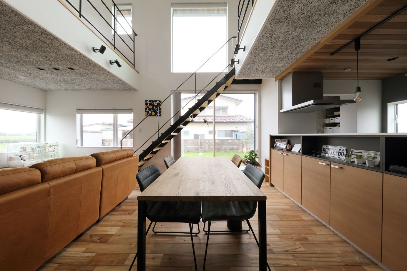 アサヒアレックス 【35.4坪｜3LDK｜吹抜け】昼夜で違った雰囲気を楽しむパッシブデザインハウスの建築実例画像5