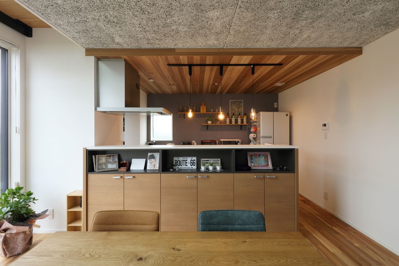 アサヒアレックス 【35.4坪｜3LDK｜吹抜け】昼夜で違った雰囲気を楽しむパッシブデザインハウスの建築実例画像6