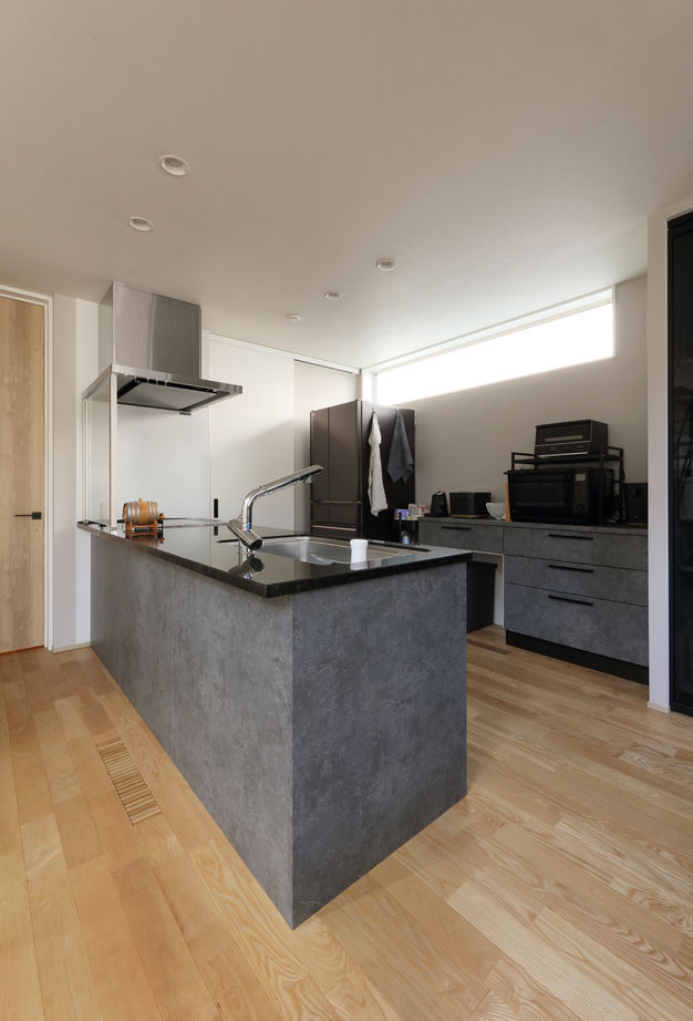 アサヒアレックス 【38.5坪｜2550万円｜ピットリビング】居住空間の温熱環境にこだわった高性能デザインハウスの建築実例画像8