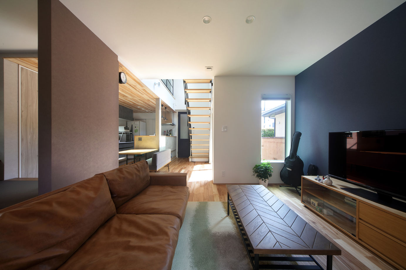 アサヒアレックス 【32.8坪｜2440万円｜高断熱】閑静な住宅地でおくる穏やかな暮らし。高い設計力で快適な住空間にの建築実例画像2