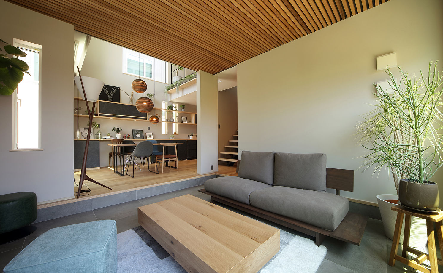 アサヒアレックス 【2860万円｜太白区｜ピットリビング】飽きのこないデザインに囲まれて、ずっと変わらない住み心地を楽しむの建築実例画像2