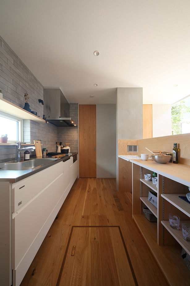 アサヒアレックス 【2950万円｜32.8坪】シンプルで美しい空間が心地いい。UA値0.29で叶える省エネ住宅～経年美の家～の建築実例画像8