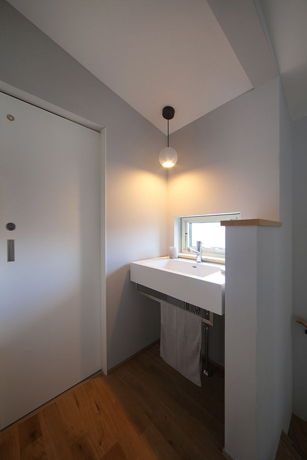 アサヒアレックス 【2950万円｜32.8坪】シンプルで美しい空間が心地いい。UA値0.29で叶える省エネ住宅～経年美の家～の建築実例画像16