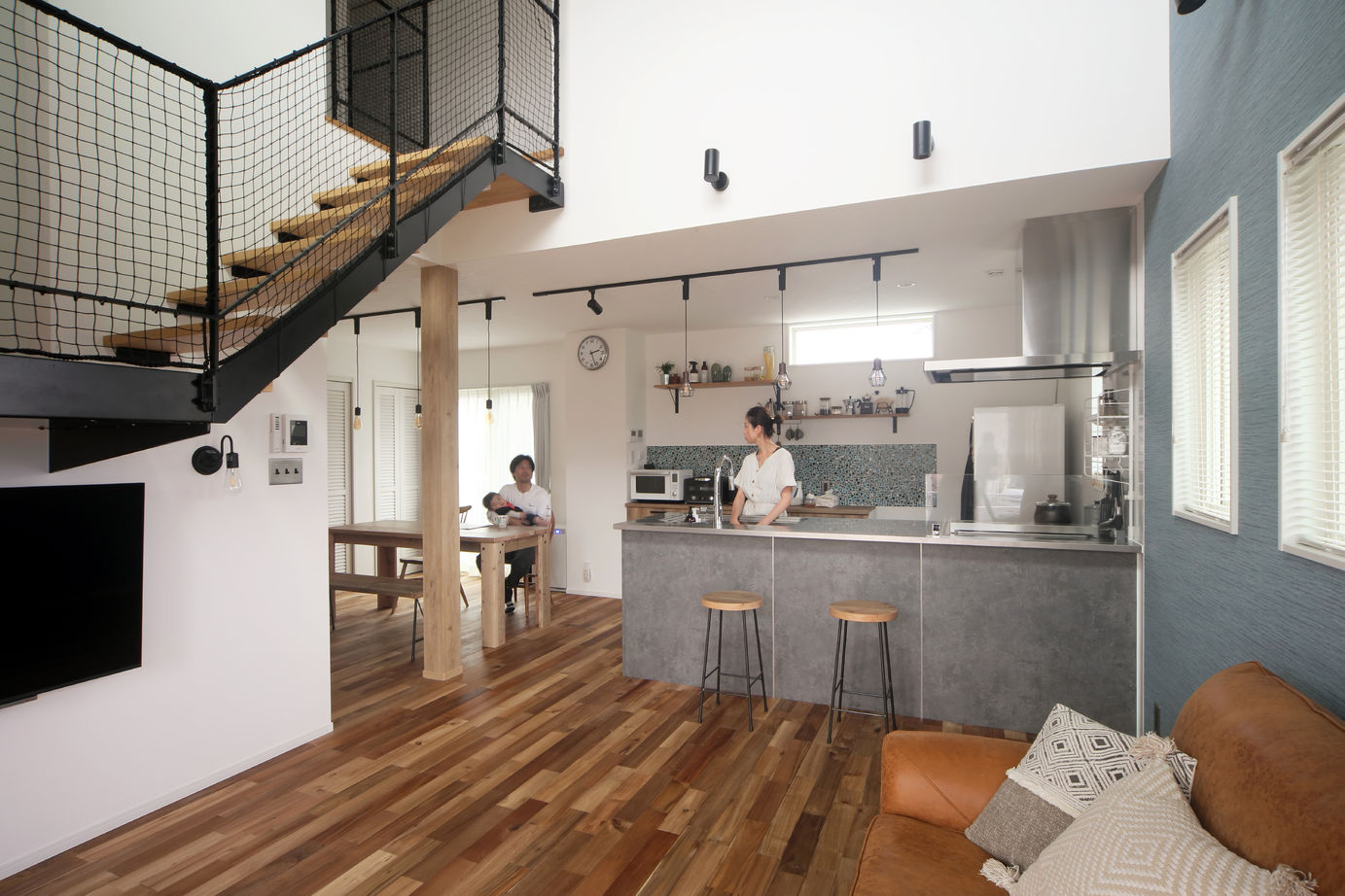 アサヒアレックス 【34坪｜2340万円｜吹き抜け】毎日を楽しくするサーファーズハウスの建築実例画像4