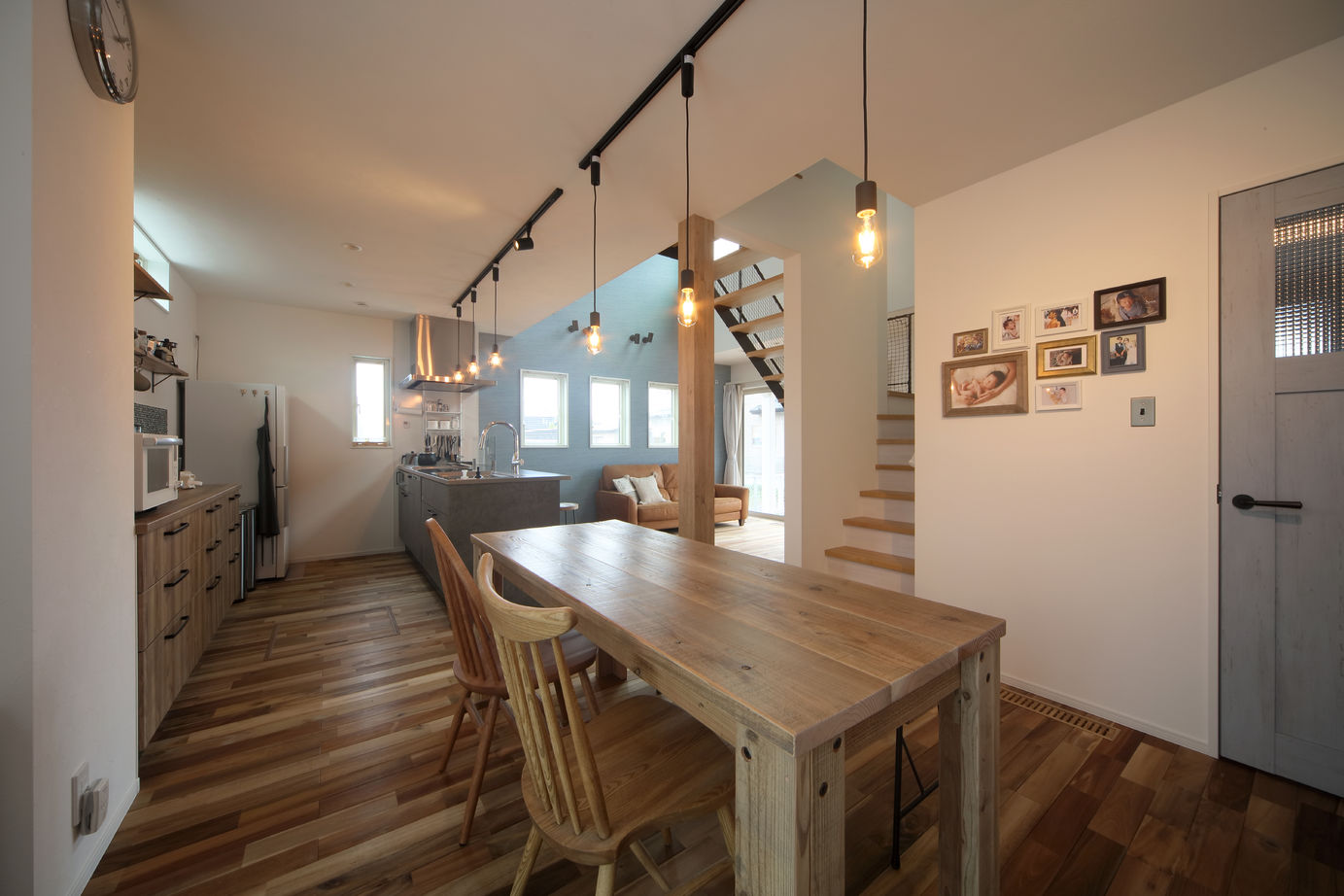 アサヒアレックス 【34坪｜2340万円｜吹き抜け】毎日を楽しくするサーファーズハウスの建築実例画像7