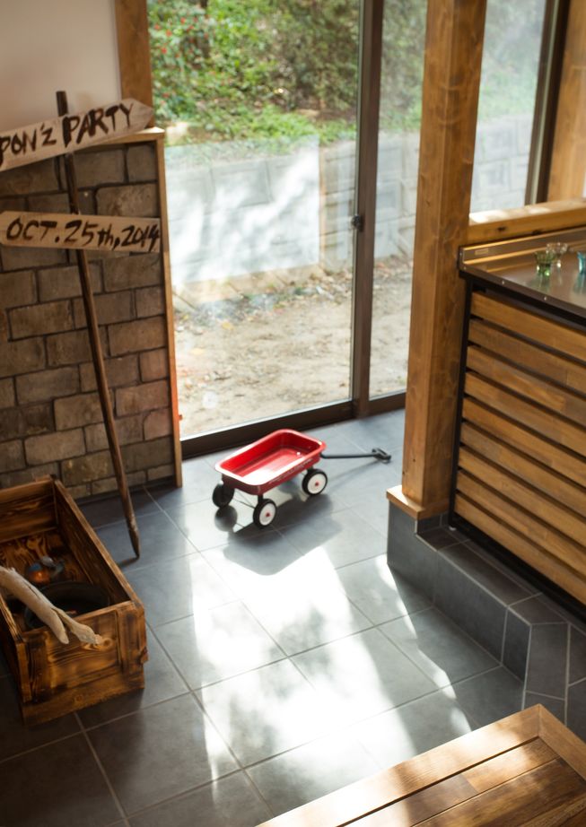 綿半林業 【1950万円/ひのき/間取り有】ボルダリングなど遊びゴコロが詰まった土間キッチンと薪ストーブのある家の建築実例画像3