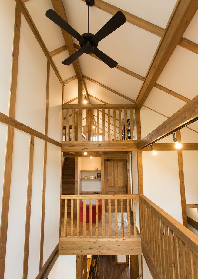 綿半林業 【1950万円/ひのき/間取り有】ボルダリングなど遊びゴコロが詰まった土間キッチンと薪ストーブのある家の建築実例画像9