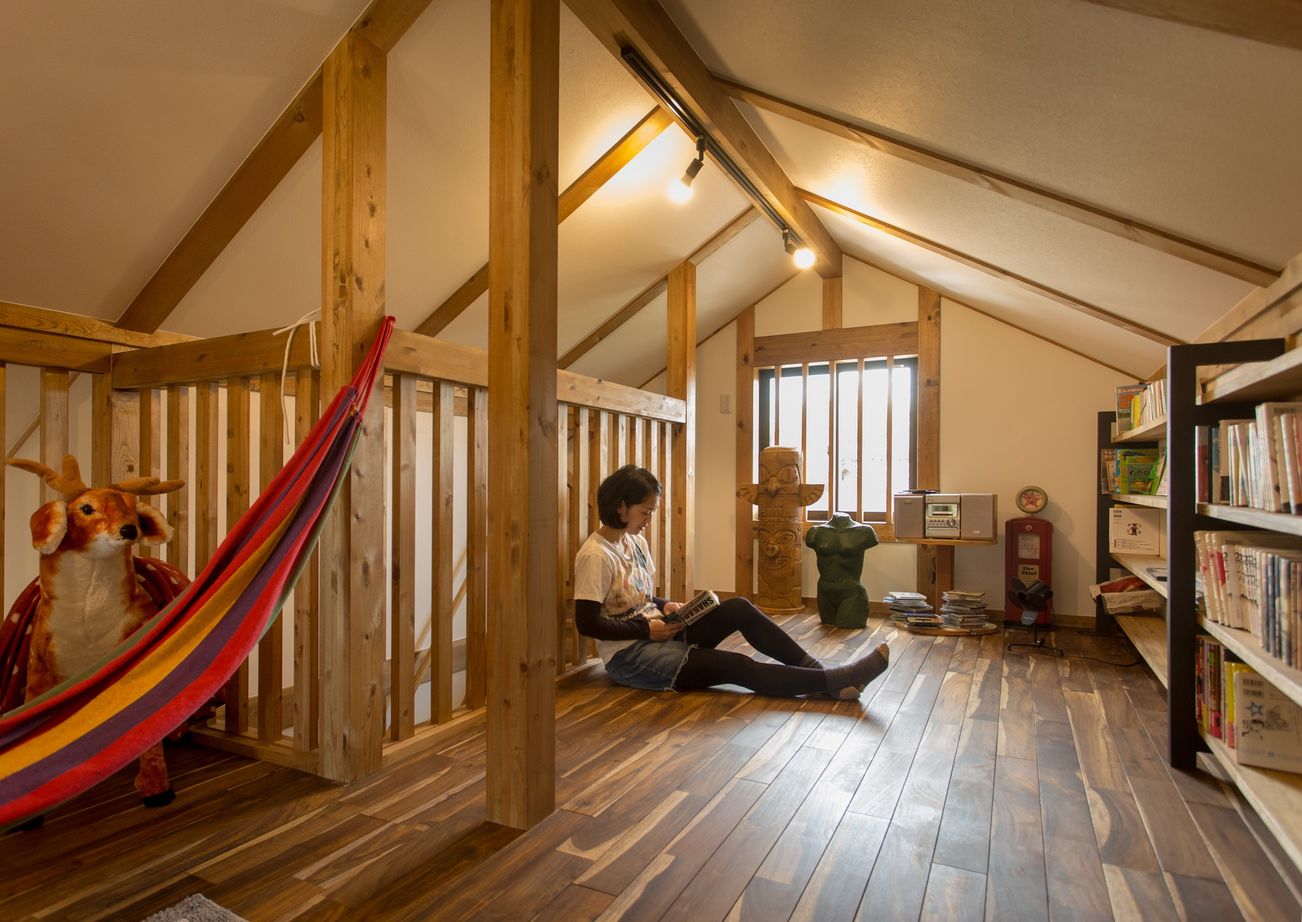 綿半林業 【1950万円/ひのき/間取り有】ボルダリングなど遊びゴコロが詰まった土間キッチンと薪ストーブのある家の建築実例画像15