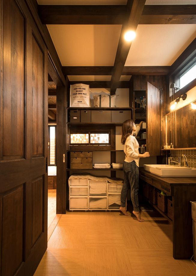 綿半林業 【2000万円台/ひのき/間取有】旧家の建材を活かした懐かしいけど新しい“ばあちゃんち”みたいなレトロな家の建築実例画像8