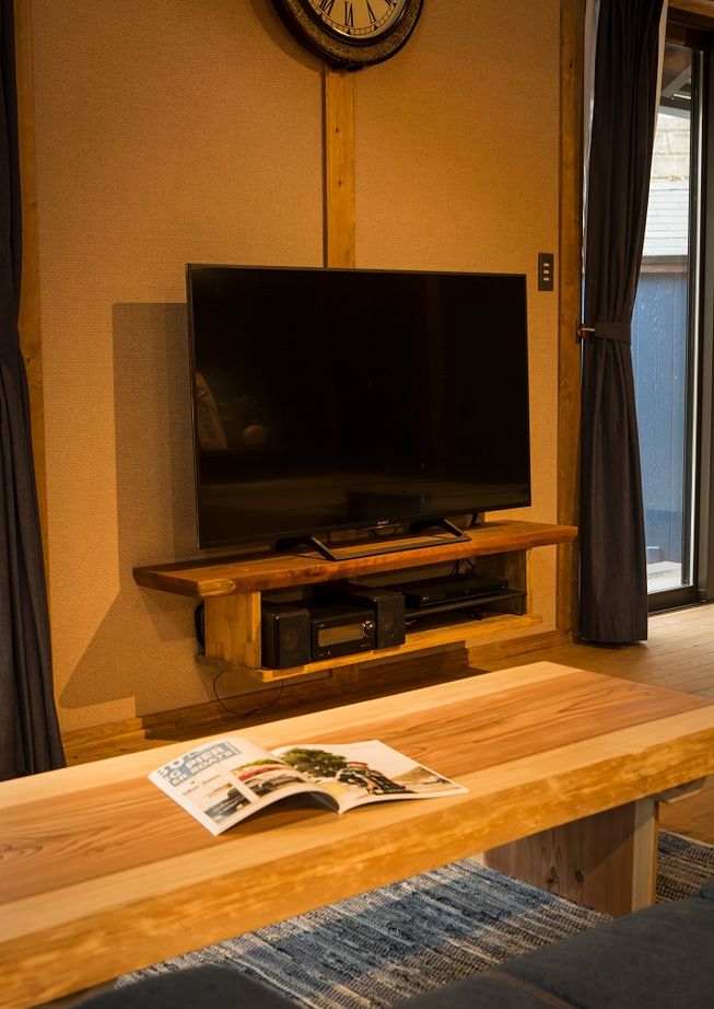 綿半林業 【1887万円/ひのき/図面有り】お家時間が楽しい!ペレットストーブが温かい和モダンの家の建築実例画像8