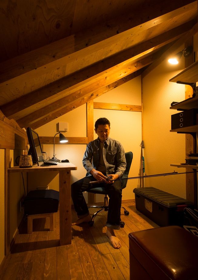 綿半林業 【1887万円/ひのき/図面有り】お家時間が楽しい!ペレットストーブが温かい和モダンの家の建築実例画像14