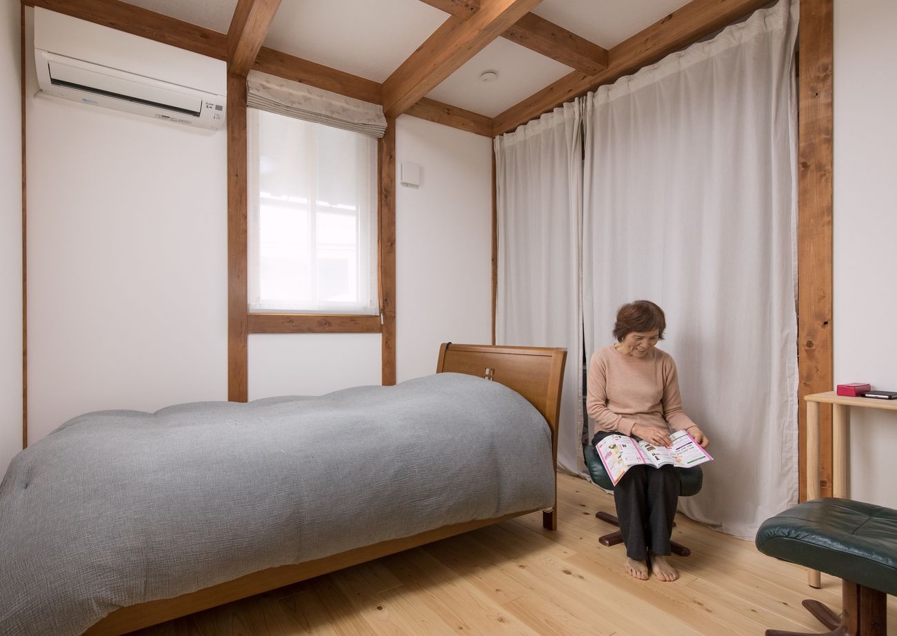 綿半林業 【2000万円台/ひのき】造作家具で空間を有効活用。キッズも愛犬も大満足の二世帯の家の建築実例画像6