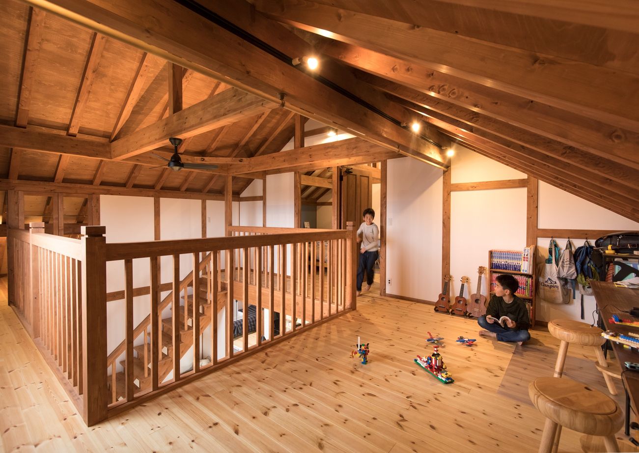 綿半林業 【2000万円台/ひのき】造作家具で空間を有効活用。キッズも愛犬も大満足の二世帯の家の建築実例画像7