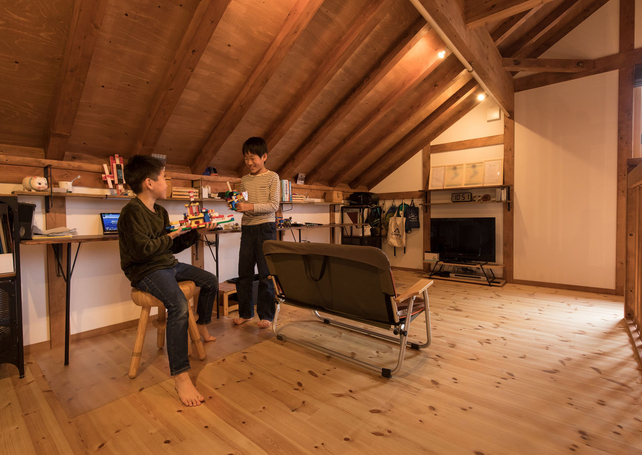 綿半林業 【2000万円台/ひのき】造作家具で空間を有効活用。キッズも愛犬も大満足の二世帯の家の建築実例画像8