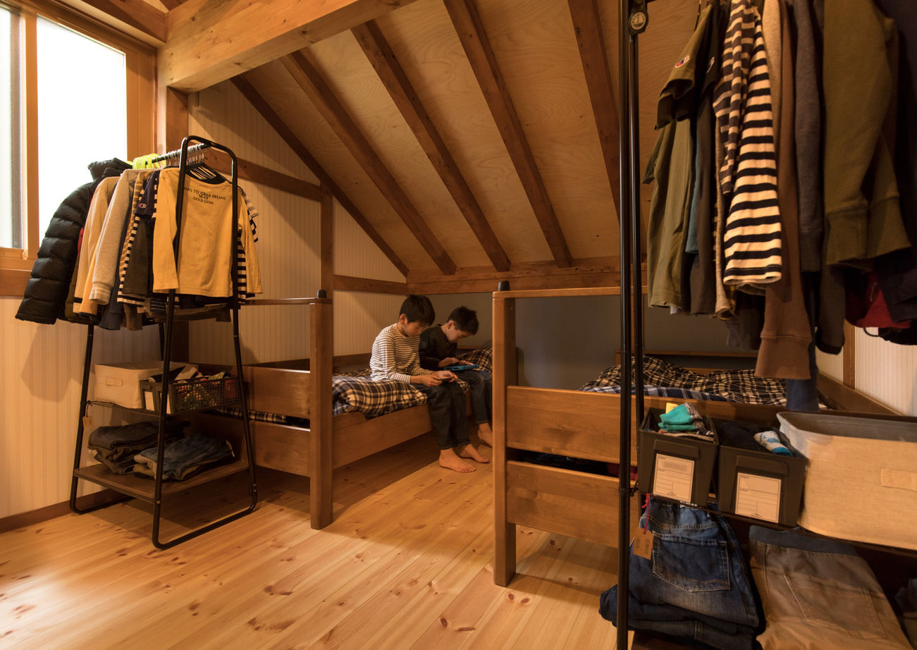 綿半林業 【2000万円台/ひのき】造作家具で空間を有効活用。キッズも愛犬も大満足の二世帯の家の建築実例画像11