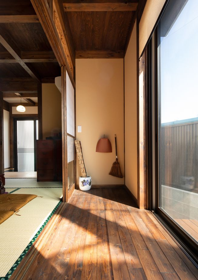 綿半林業 【ひのき/30坪/1719万円】純和風をアレンジしたレトロモダンな家の建築実例画像4