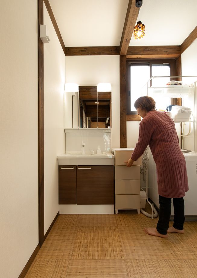 綿半林業 【ひのき/30坪/1719万円】純和風をアレンジしたレトロモダンな家の建築実例画像12