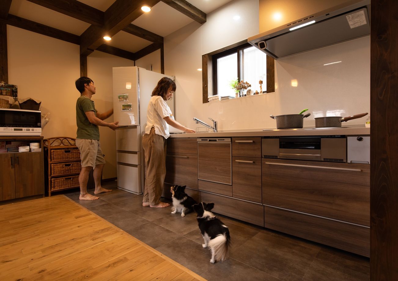 綿半林業 【2225万円/52坪/ペット/和モダン】古民家風テイストで人もペットも快適な木の香りとぬくもりに癒される家の建築実例画像4