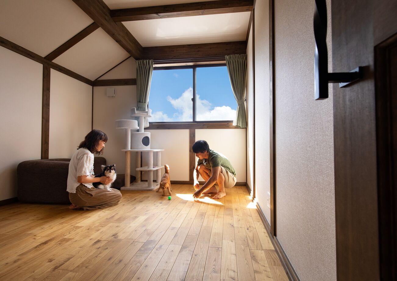 綿半林業 【2225万円/52坪/ペット/和モダン】古民家風テイストで人もペットも快適な木の香りとぬくもりに癒される家の建築実例画像6