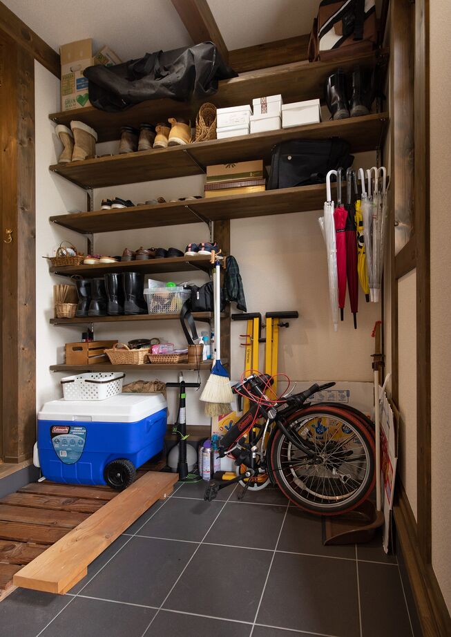 綿半林業 【2225万円/52坪/ペット/和モダン】古民家風テイストで人もペットも快適な木の香りとぬくもりに癒される家の建築実例画像9