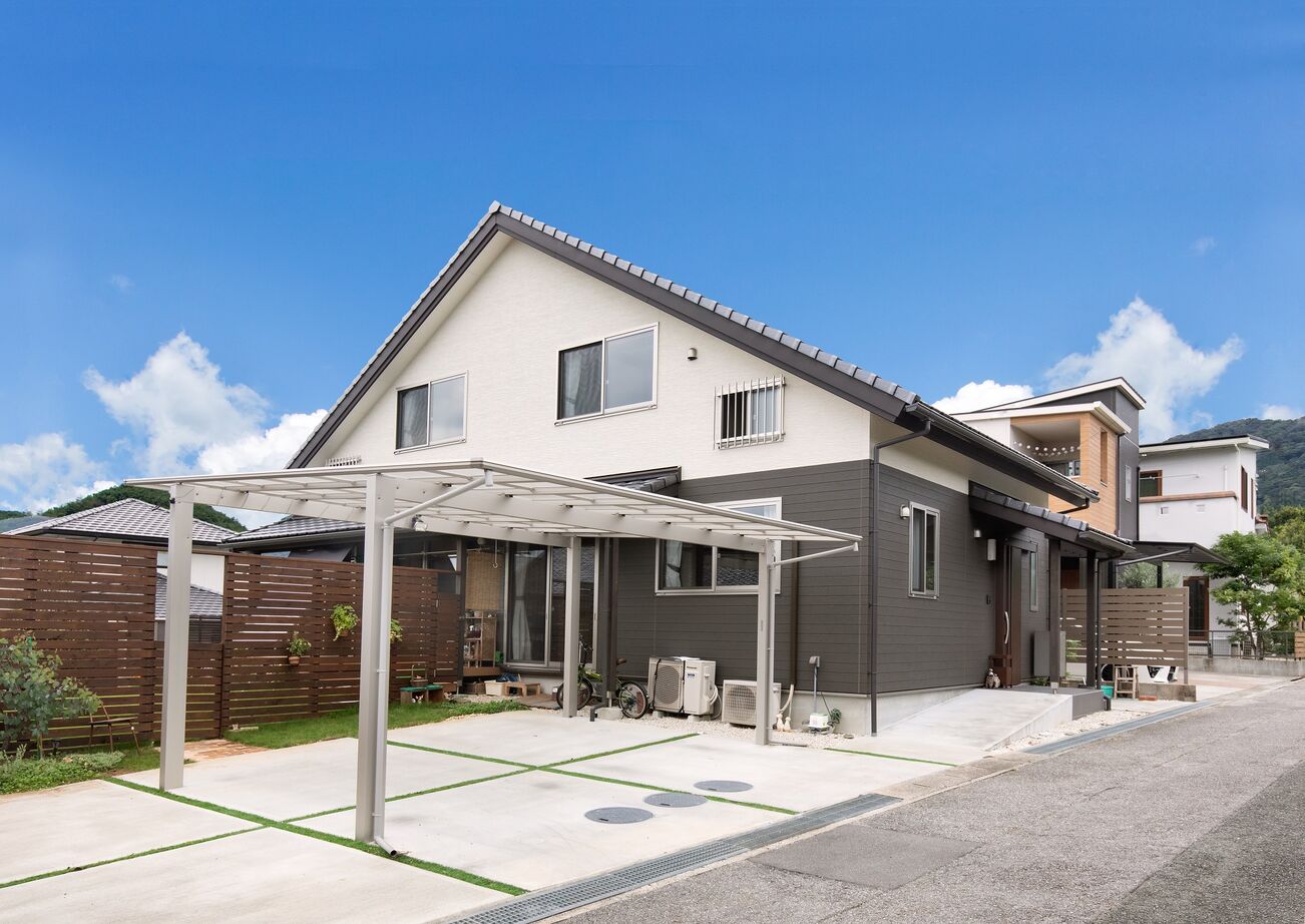 綿半林業 【2225万円/52坪/ペット/和モダン】古民家風テイストで人もペットも快適な木の香りとぬくもりに癒される家の建築実例画像10