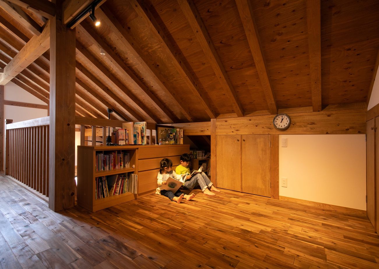 綿半林業 【2000万円台前半/36坪/薪ストーブ/無垢材】家族でおうちキャンプが楽しめる念願の薪ストーブが似合う家の建築実例画像6