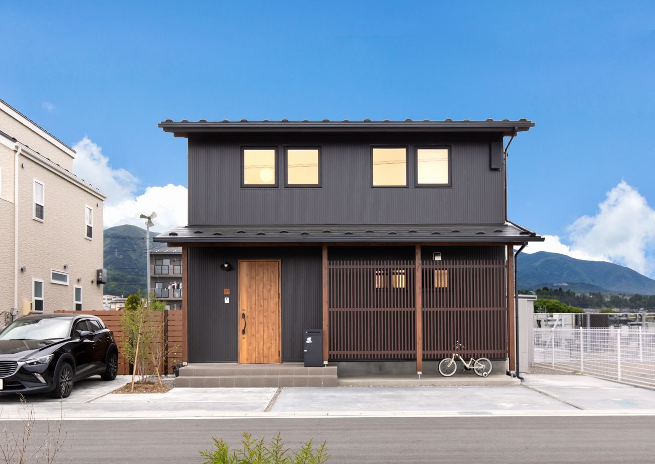 綿半林業 【1800万円台/38坪/ロフト】昭和レトロな家具や小道具がなじむ古民家カフェのような国産ひのきの家の建築実例画像16