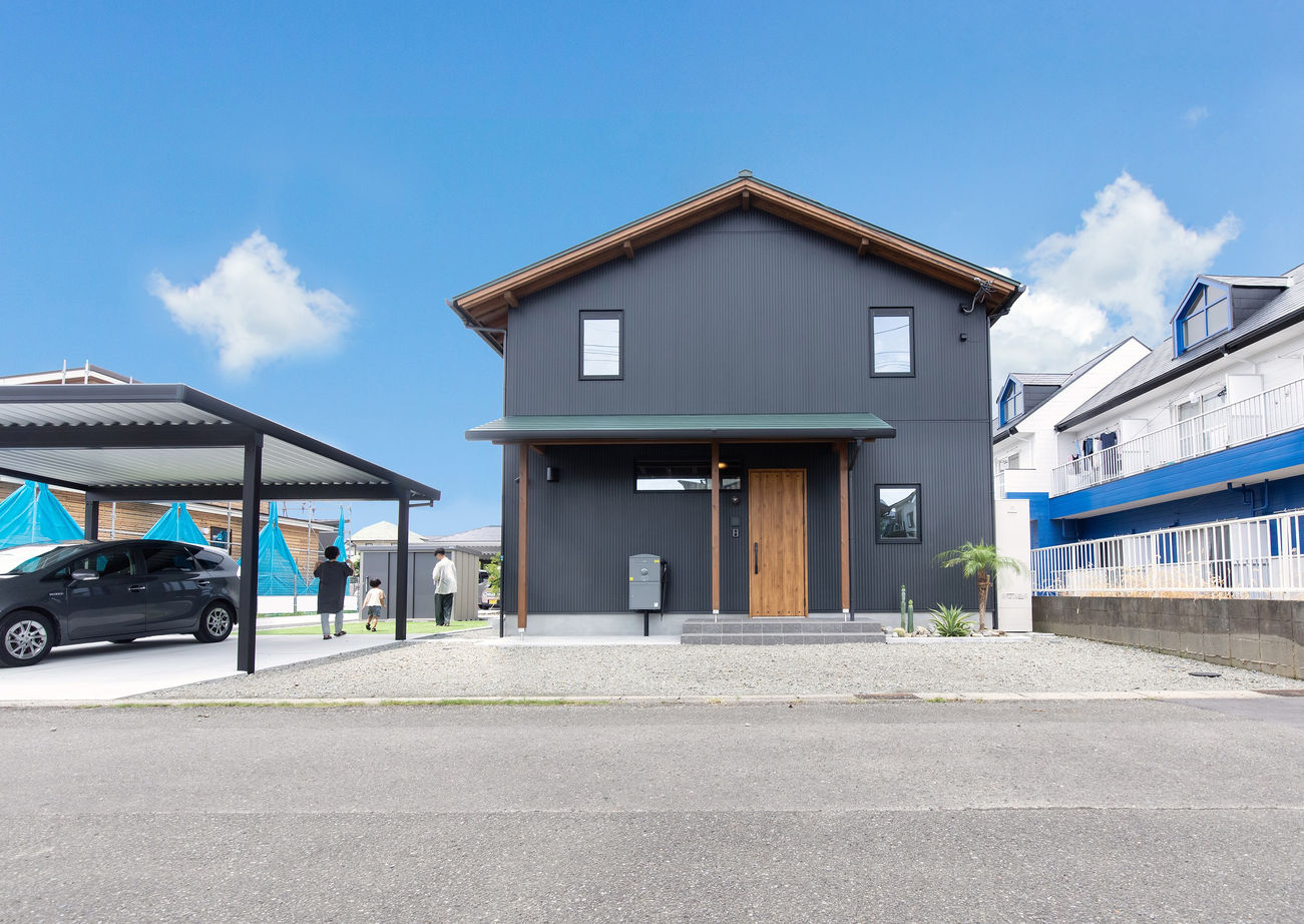 綿半林業 【1900万円/無垢材/103m2】カッコよくて暮らしやすいブルックリンスタイルの木の家の建築実例画像10