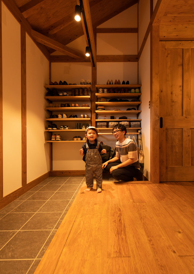 綿半林業 【1668万円/ひのき/動線】子育て&家事ラクとともに将来の暮らしまで考えた1.5階建ての平屋風の建築実例画像15