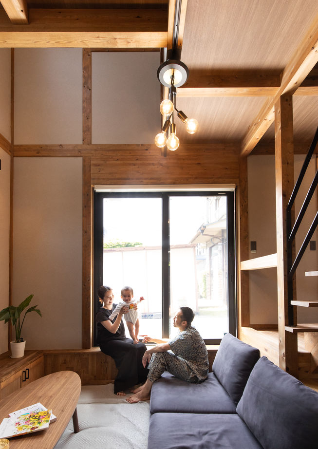 綿半林業 【1900万円台/耐震等級3/ZEH/27.8坪】ダウンフロアリビングやキッチンがお気に入りの快適なひのきの家の建築実例画像4