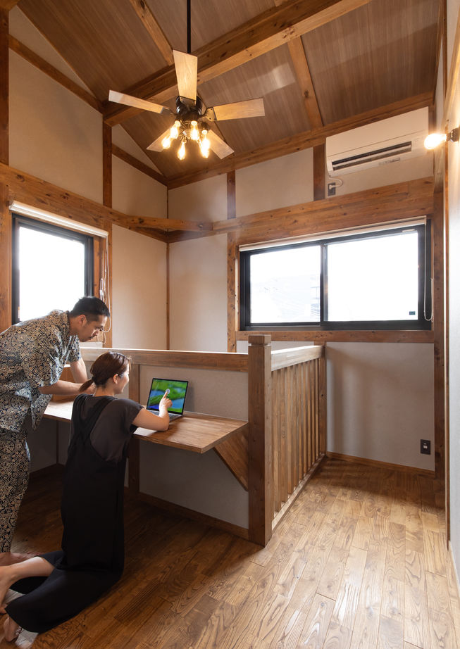 綿半林業 【1900万円台/耐震等級3/ZEH/27.8坪】ダウンフロアリビングやキッチンがお気に入りの快適なひのきの家の建築実例画像5