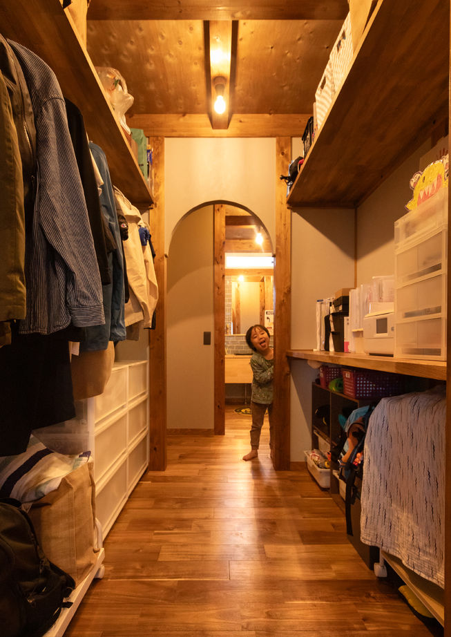 綿半林業 【4000万円/49坪/ひのき/子育て】たっぷり収納と家事ラクを叶えた皆の笑顔が集まる木の家の建築実例画像6