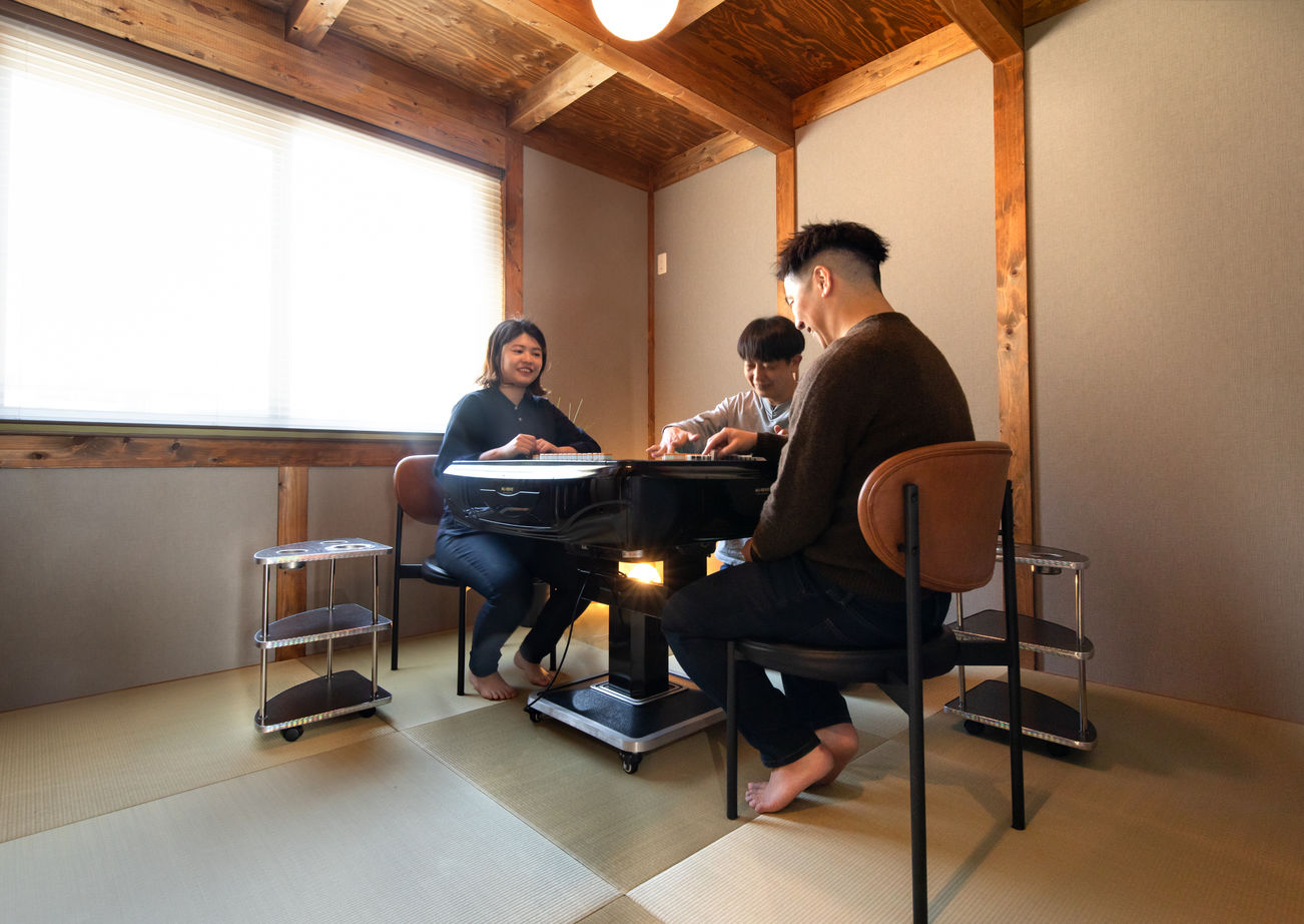 綿半林業 【1930万円/ひのき/家事動線/ペット】森林浴できるリビングのある山小屋風のひのきの家の建築実例画像6