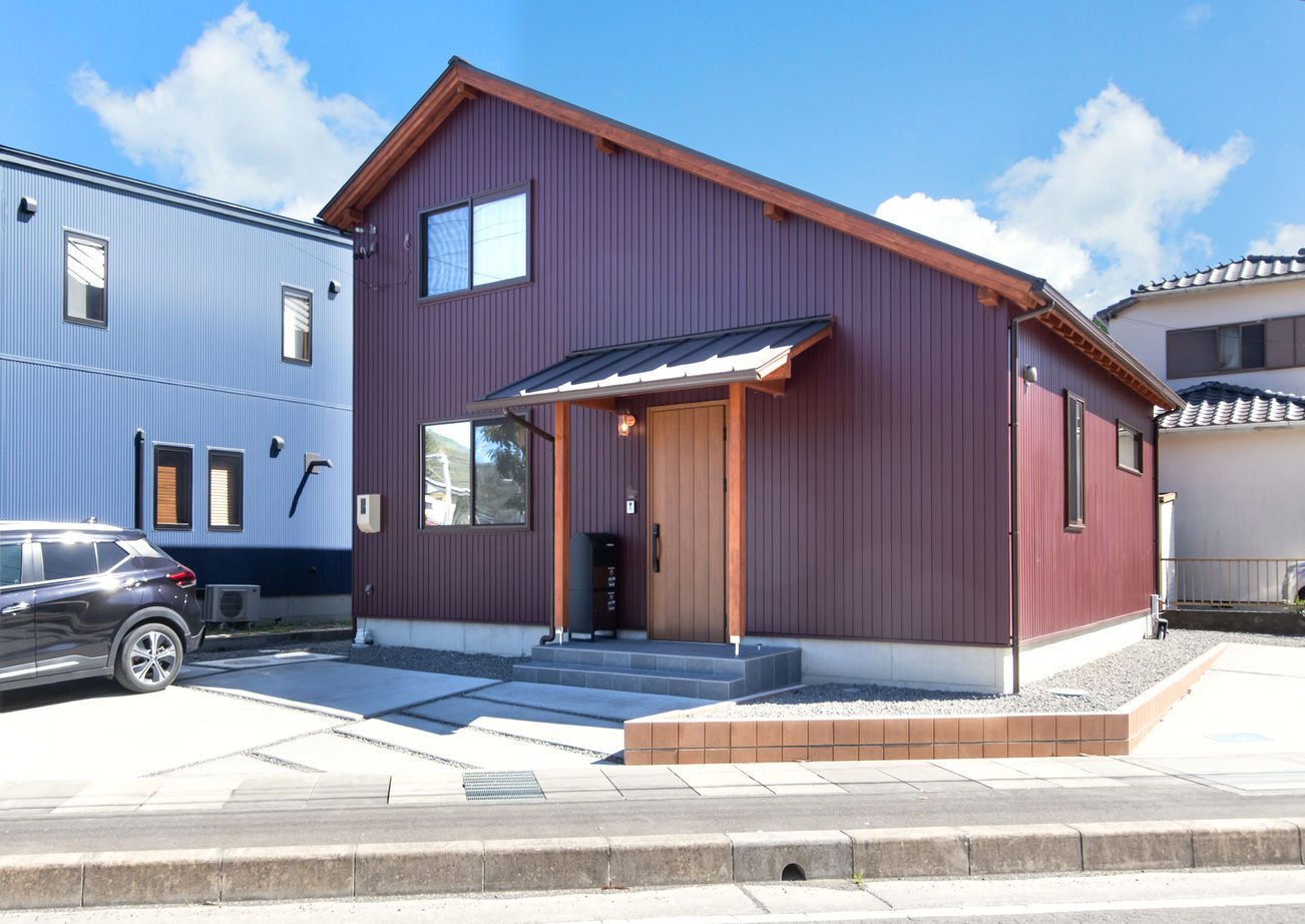 綿半林業 【1930万円/ひのき/家事動線/ペット】森林浴できるリビングのある山小屋風のひのきの家の建築実例画像10