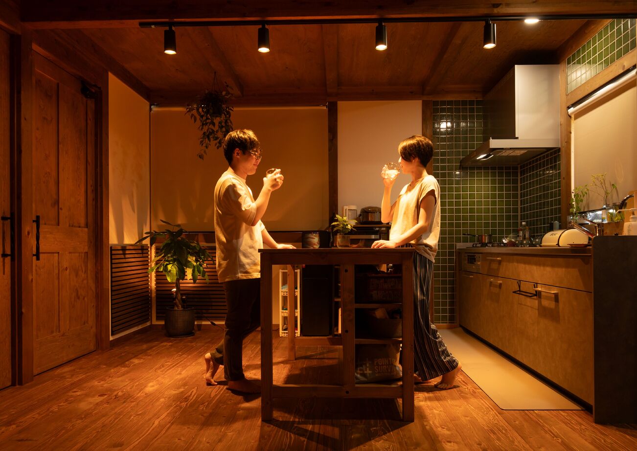 綿半林業 【1000万円台後半/29坪/20代/ペット】好みの趣味空間にする楽しさあふれるひのきの平屋の建築実例画像2