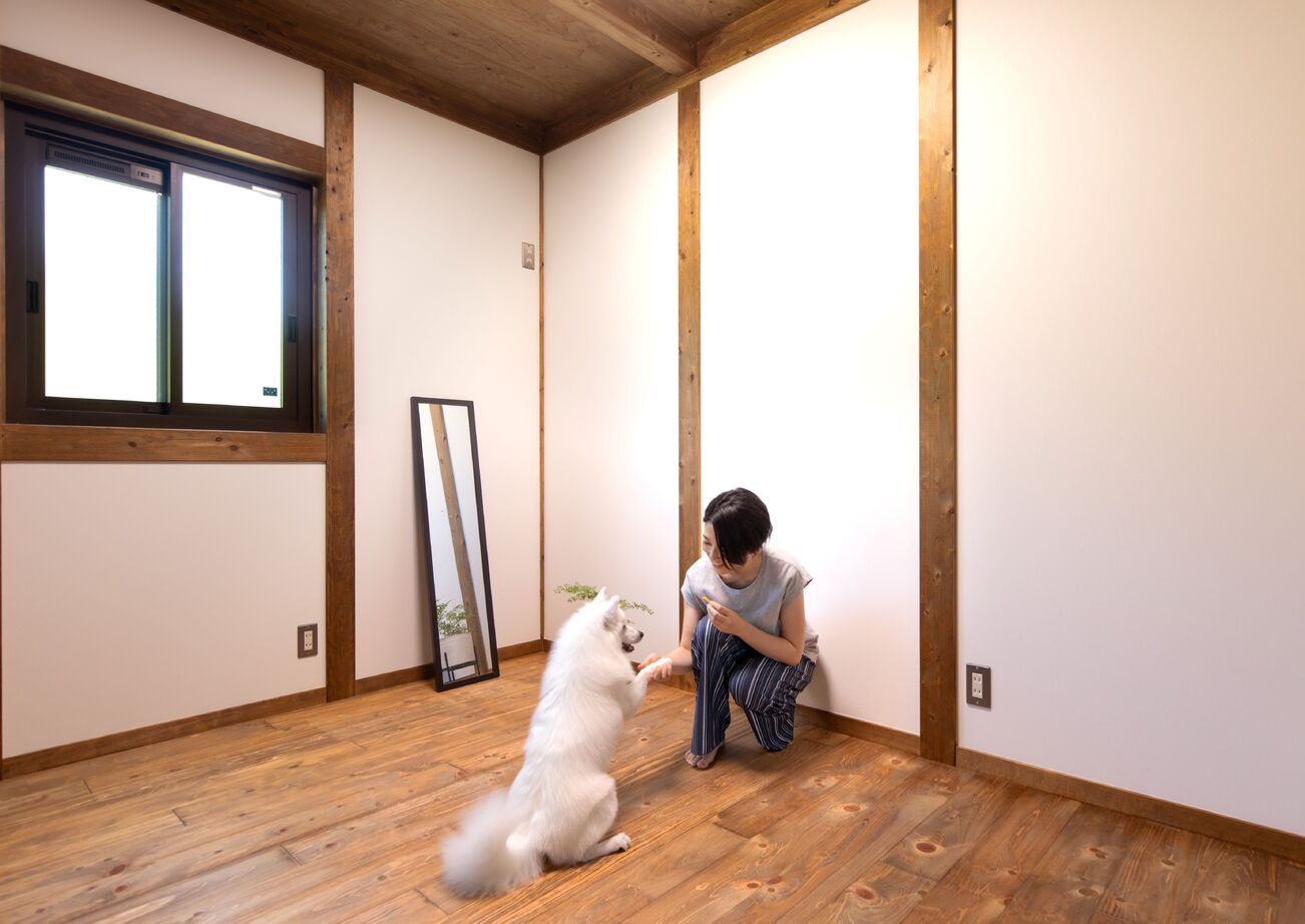 綿半林業 【1000万円台後半/29坪/20代/ペット】好みの趣味空間にする楽しさあふれるひのきの平屋の建築実例画像7