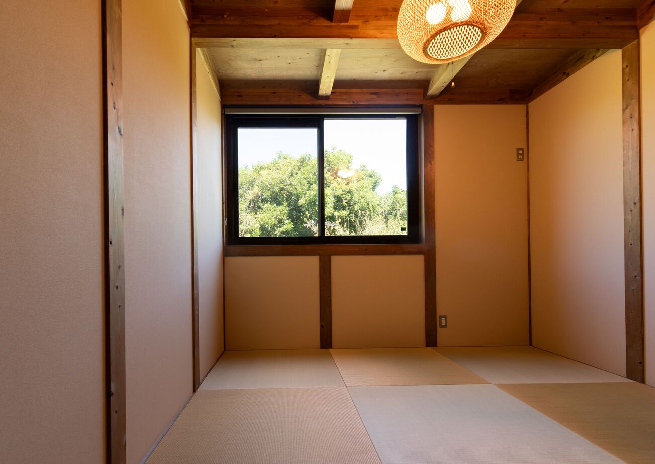 綿半林業 【1000万円台後半/29坪/20代/ペット】好みの趣味空間にする楽しさあふれるひのきの平屋の建築実例画像8