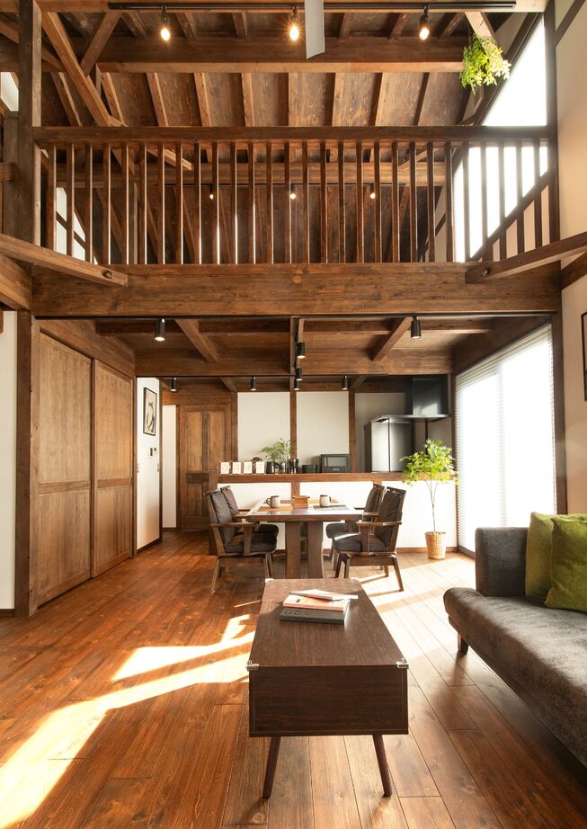 綿半林業 【1724万円/36坪/ひのき/子育て】人を呼ぶのが楽しみになる癒しの古民家風ひのきの家の建築実例画像3