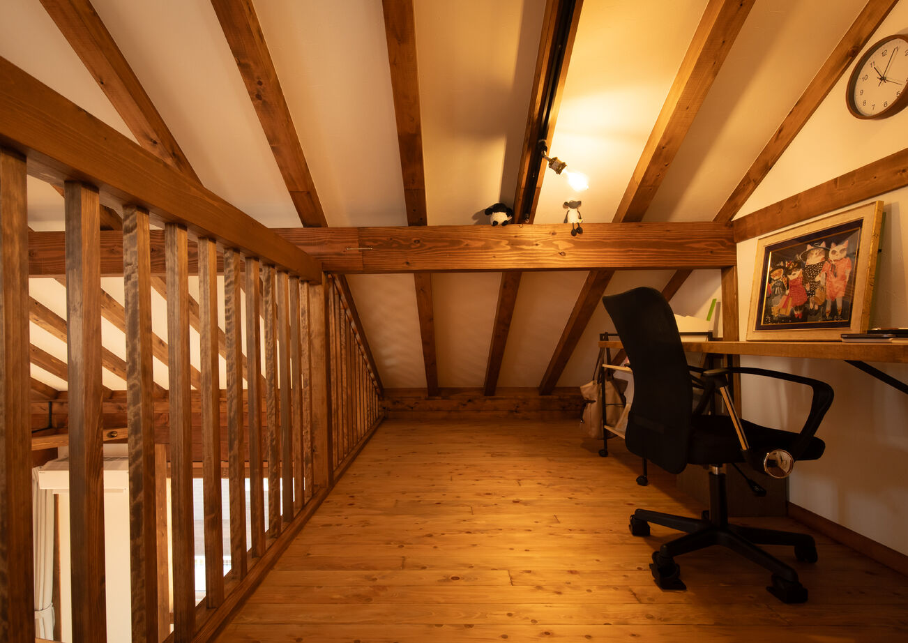 綿半林業 【2000万円台/ペット/ひのき】人も猫も心地いい大空間が広がる古民家風ひのきの家の建築実例画像6