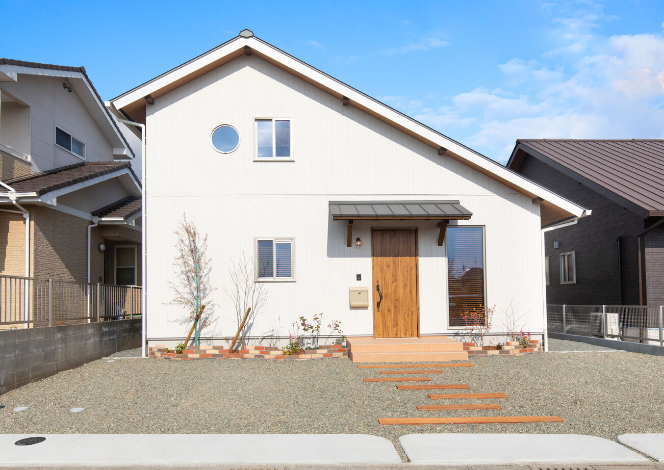 綿半林業 【2000万円台/ペット/ひのき】人も猫も心地いい大空間が広がる古民家風ひのきの家の建築実例画像10