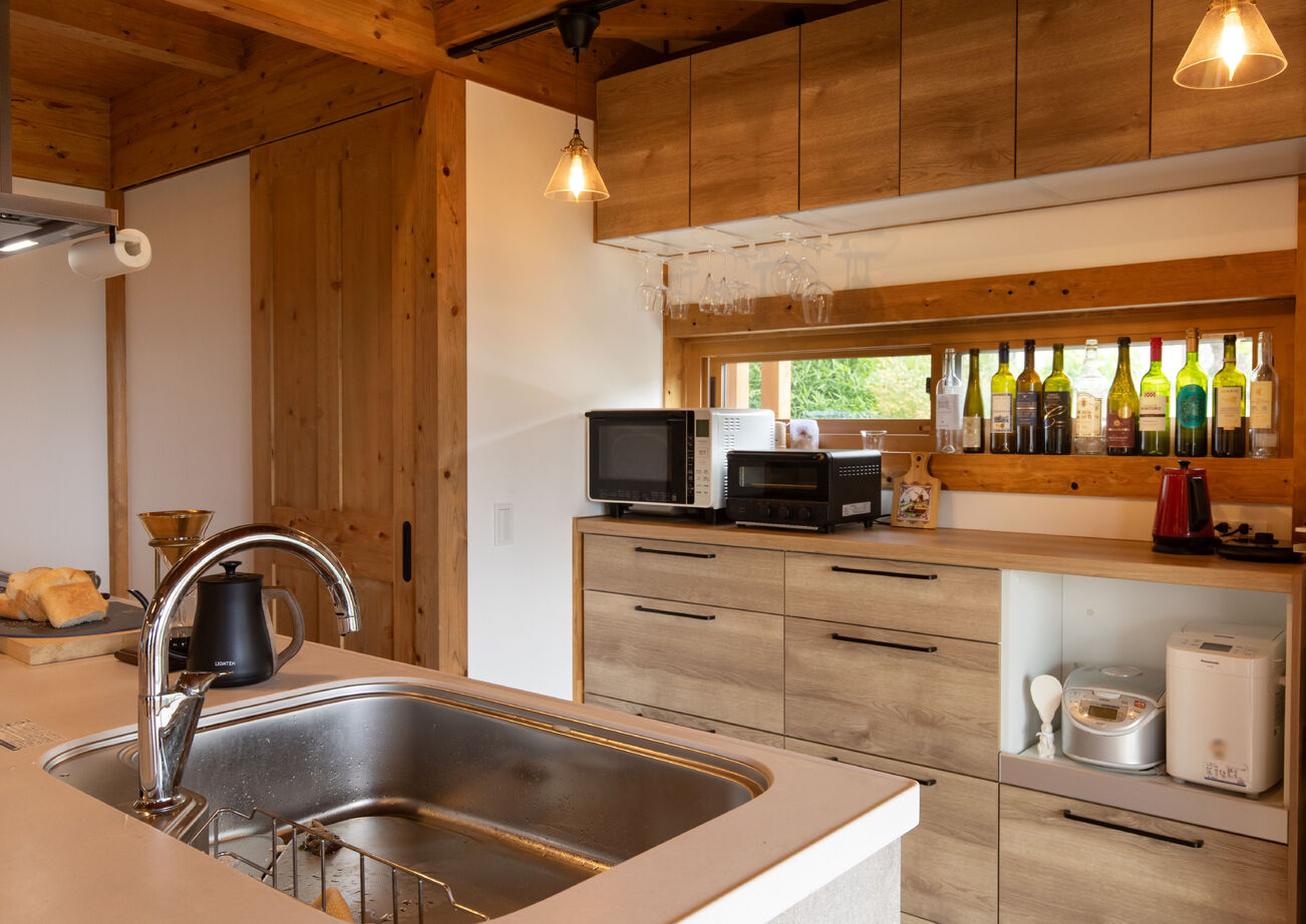 綿半林業 【ロフト/薪ストーブ/北欧風/ひのき】「ヒュッゲ」な暮らしを叶える宝箱のようなロッジ風の家の建築実例画像6