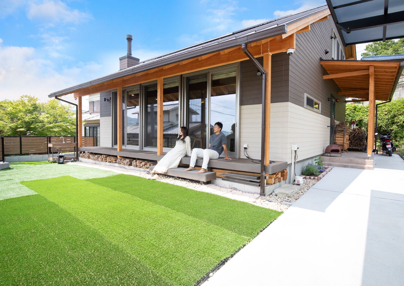 綿半林業 【ロフト/薪ストーブ/北欧風/ひのき】「ヒュッゲ」な暮らしを叶える宝箱のようなロッジ風の家の建築実例画像19