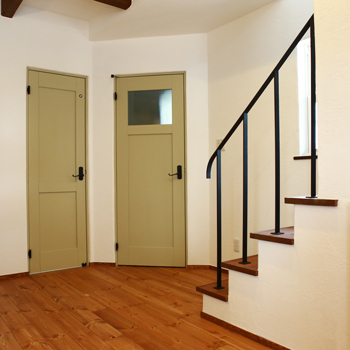 アーキホームライフ ［京都・～2000万円・30坪以下・駐車場有］ウッドデッキ&漆喰と無垢材を使った自然素材の家（間取り有）の建築実例画像5