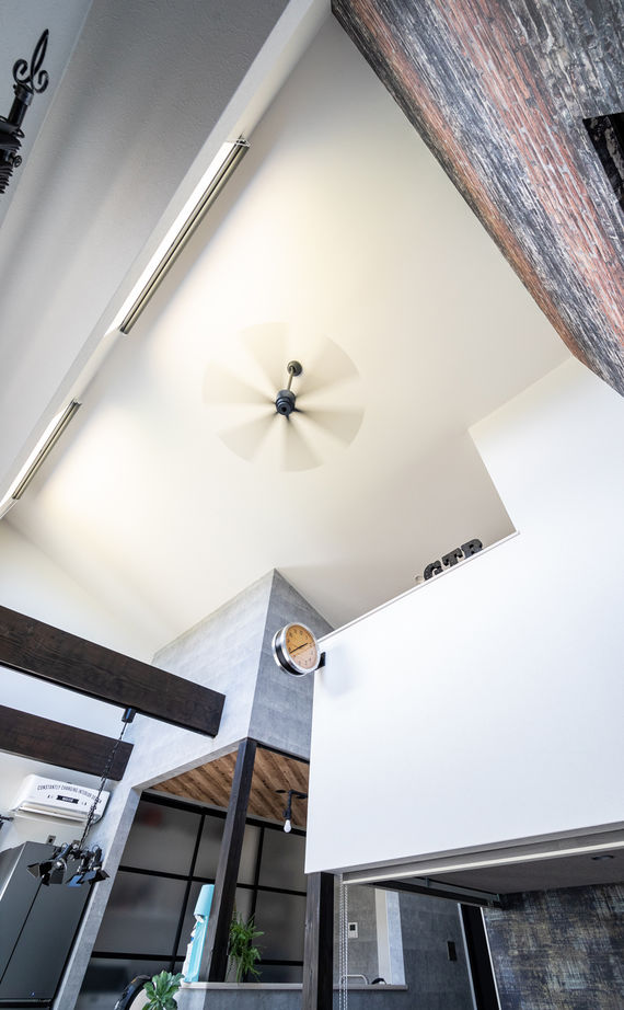 アーキホームライフ ［1000万円台で平屋を建てる・30坪以下・駐車場有］DIY大好きな夫婦が建てた中二階のある平屋（間取り有）の建築実例画像6