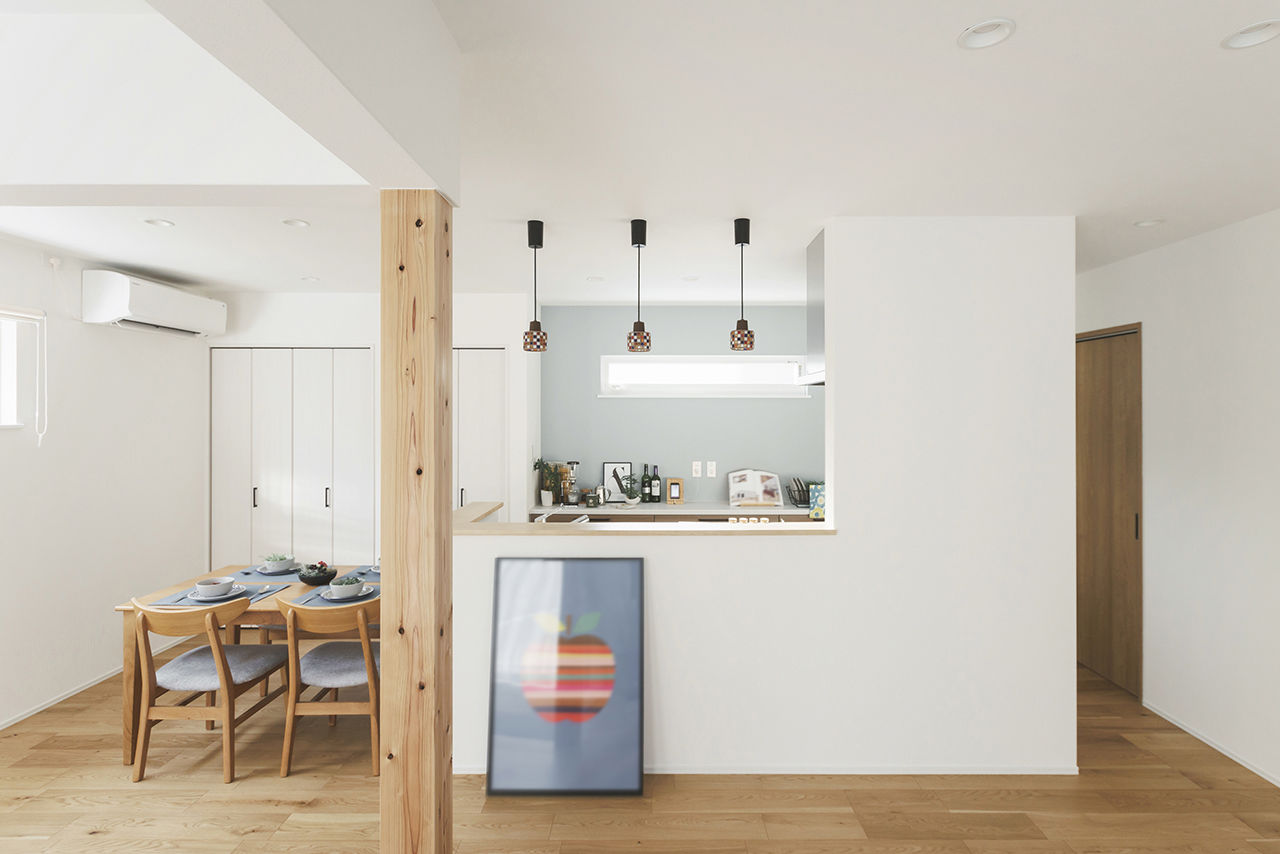 アーキホームライフ 【京都・2000万円台・車庫付き】金属サイディング×木目のスタイリッシュなガレージハウス（間取り有）の建築実例画像4