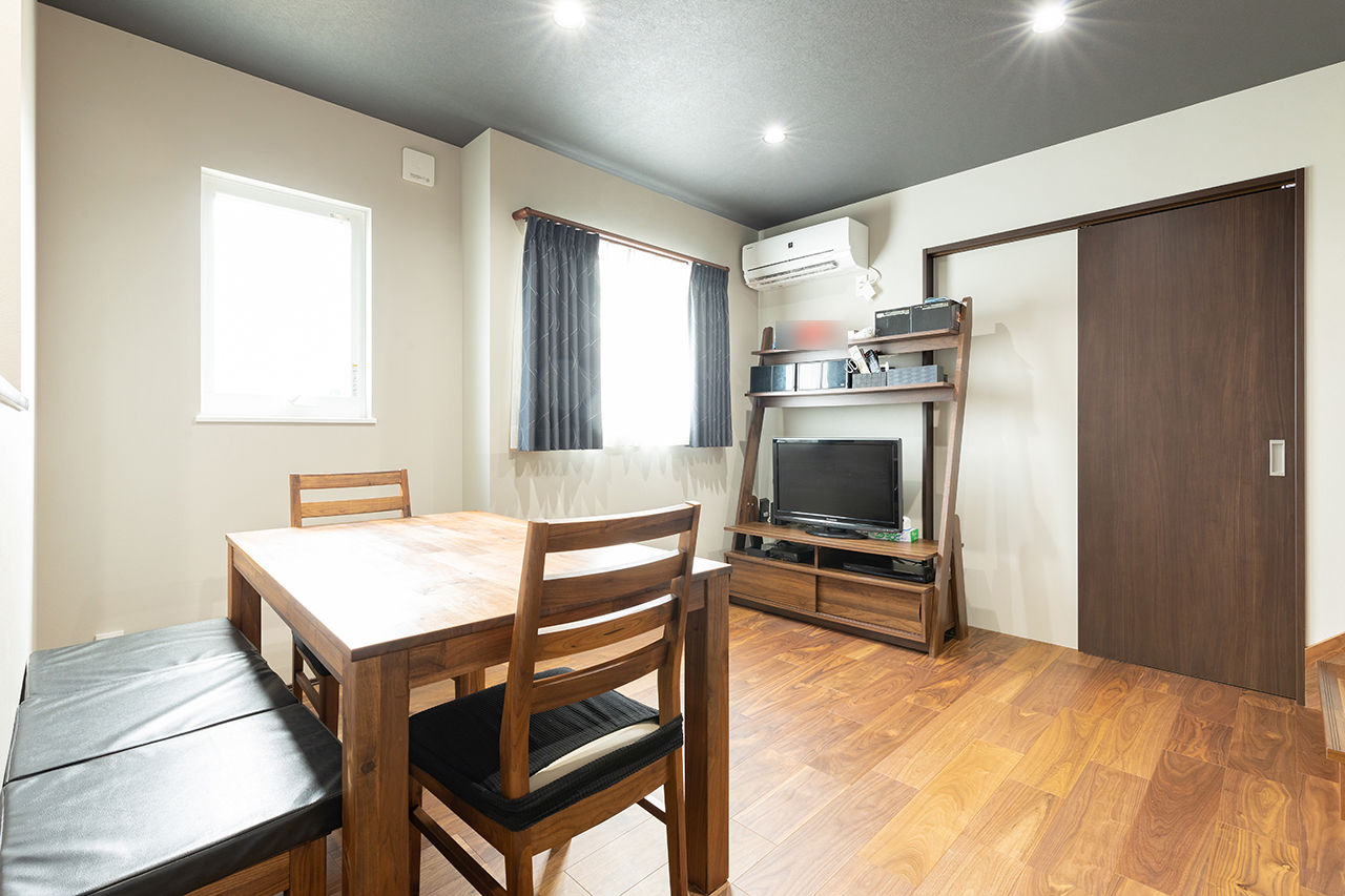 アーキホームライフ 【狭小地/3階建て/ビルトインガレージ/大阪】15坪の敷地を効率的に活用。2階LDKで明るく開放的な暮らしの建築実例画像5